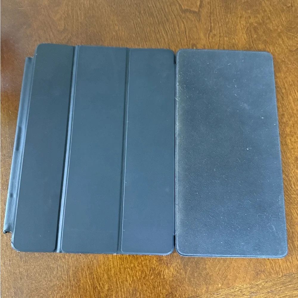 Apple iPad Smart Keyboard - Dark Gray